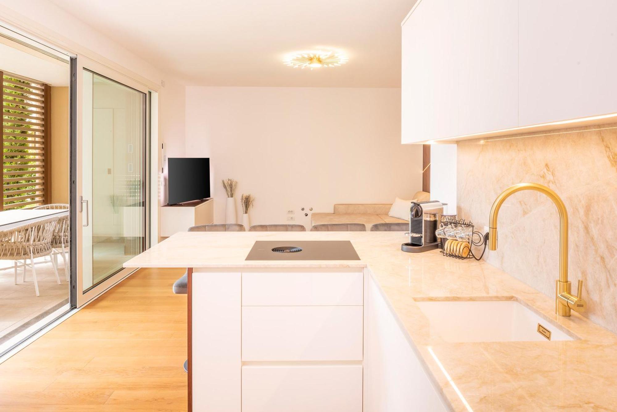 Lifestyle Apartments Dante バルドリーノ エクステリア 写真