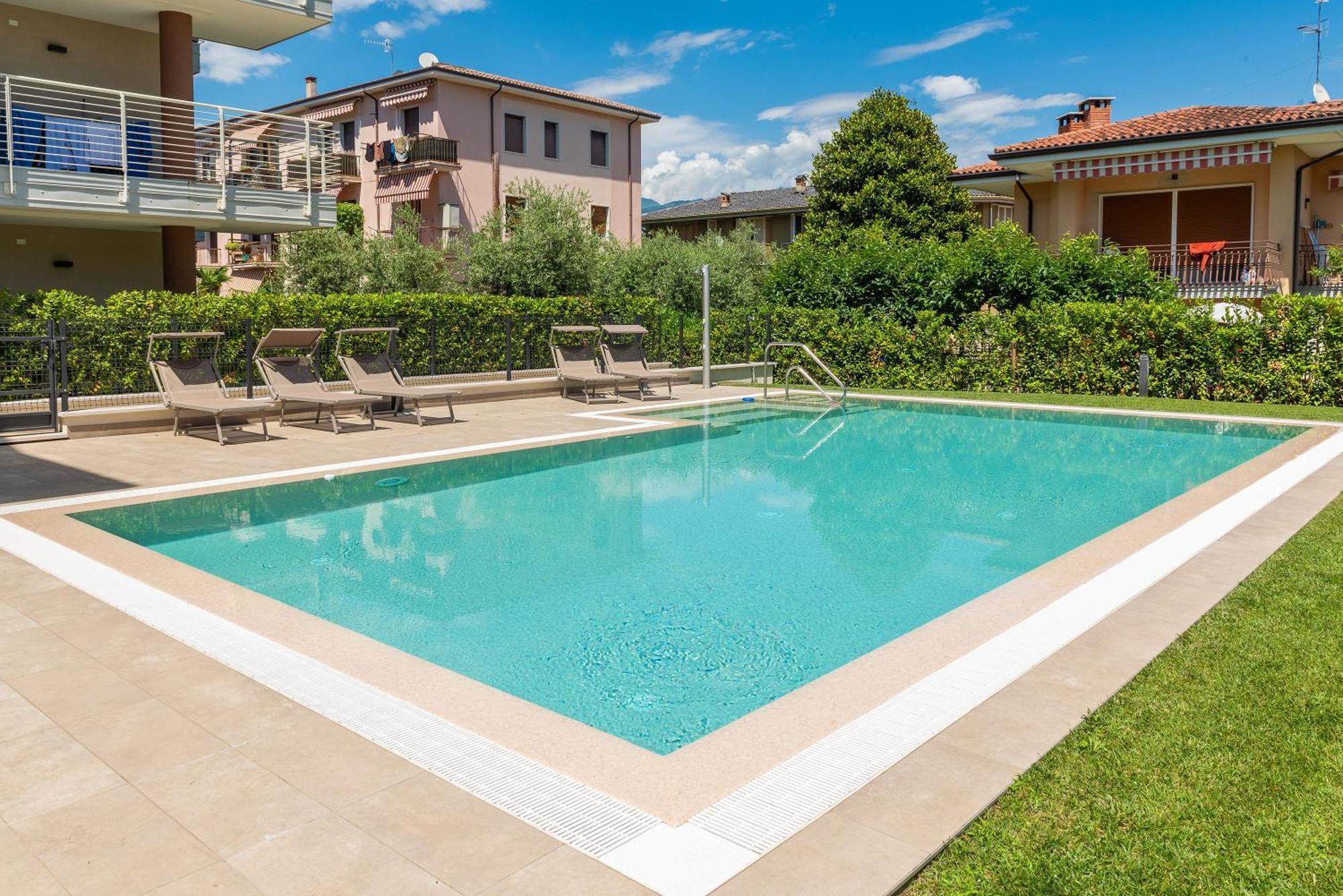 Lifestyle Apartments Dante バルドリーノ エクステリア 写真